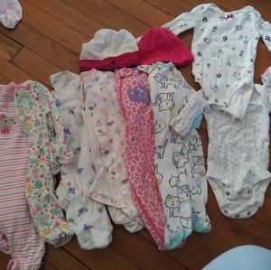 Sleep and plays and hats